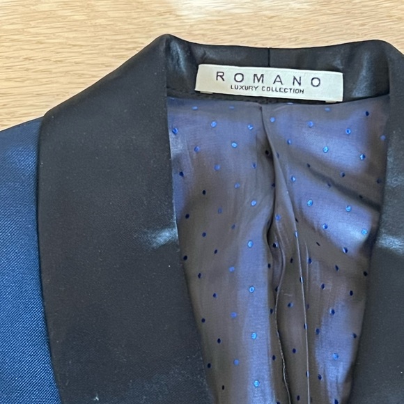 Boys Navy Blue Satin Suit - Size 4 - Picture 2 of 5